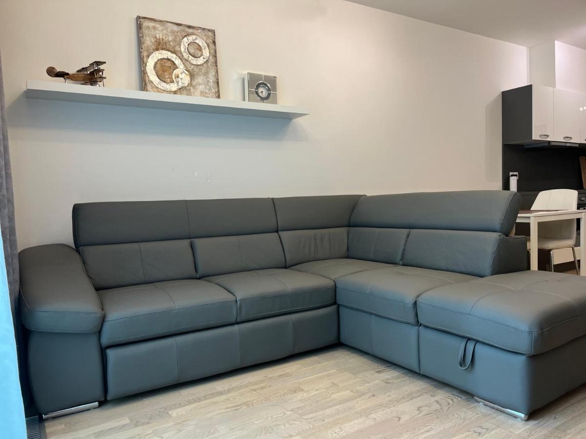 Residence Garden Tower - 8 Min Do Centra, Garaz Prague Luaran gambar