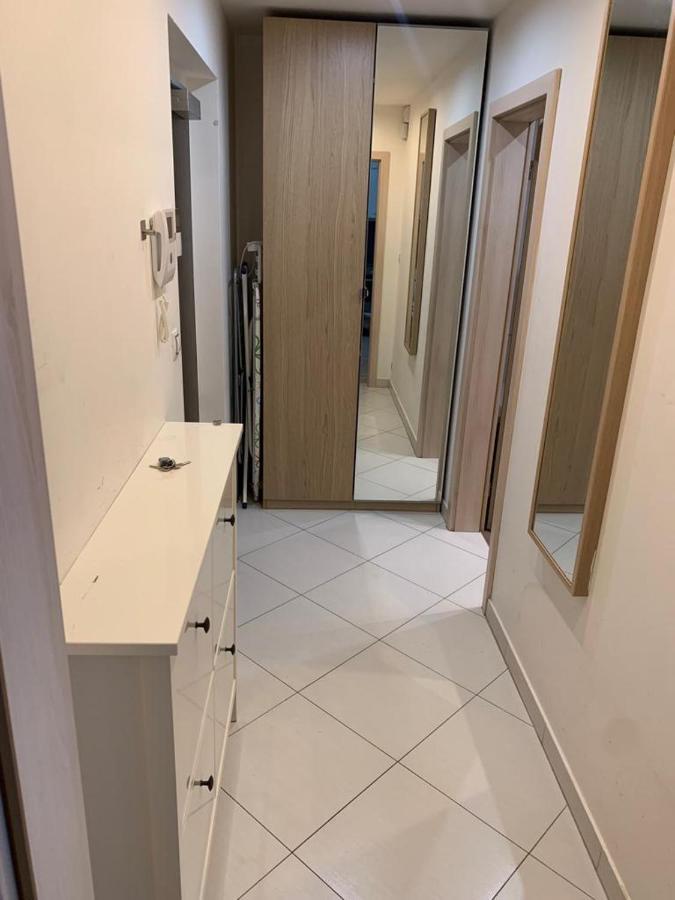 Residence Garden Tower - 8 Min Do Centra, Garaz Prague Luaran gambar